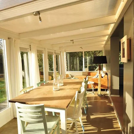 Lovely Beachhouse In Holiday home Ouddorp