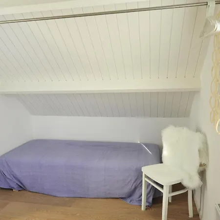 Holiday home Lovely Beachhouse In Ouddorp