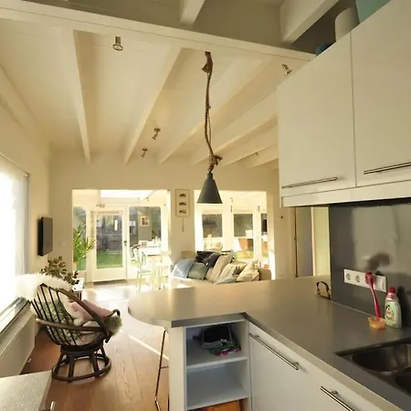 Lovely Beachhouse In * Ouddorp